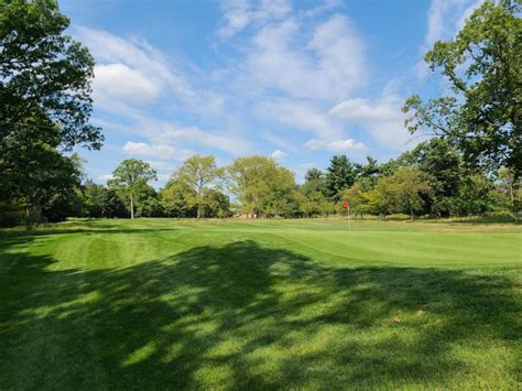 hendricks-field-golf-course