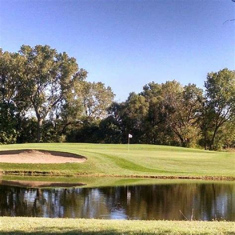 hesston-municipal-golf-park