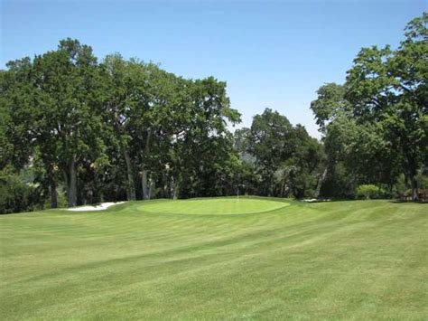 hill-course-at-castlewood-country-club