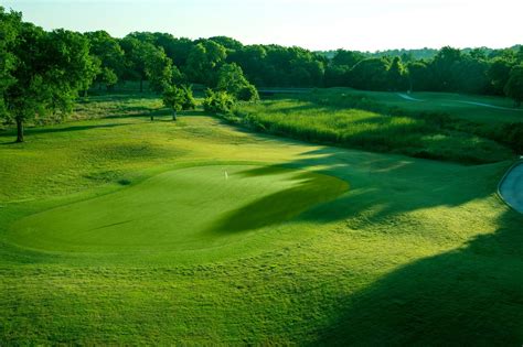 hills-course-at-pecan-valley-municipal-golf-course