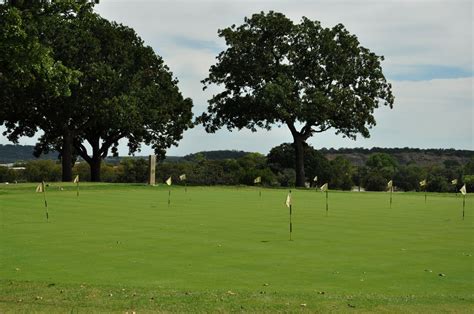 holiday-hills-country-club