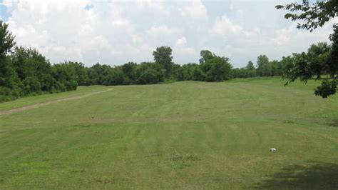 iron-oaks-at-brooks-road