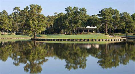 island-course-at-kingwood-country-club