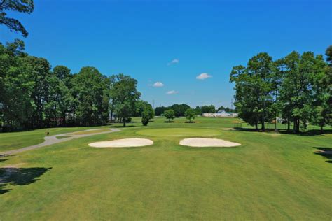 jamestown-park-golf-course