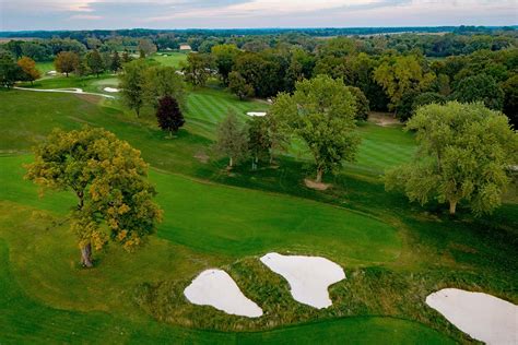 lac-la-belle-golf-club