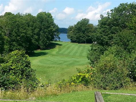 lake-course-at-thousand-islands-country-club