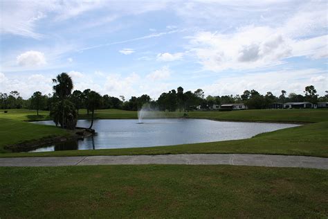 lake-fairways-country-club