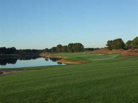 lakes-pines-course-at-colonial-springs-golf-course