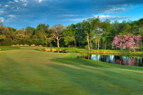 lakeside-hillside-course-at-cantigny-golf-course