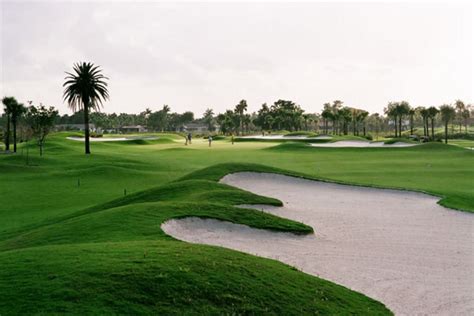 lauderhills-golf-course