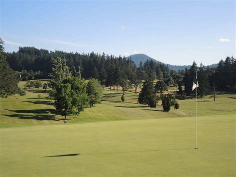 laurelwood-golf-course