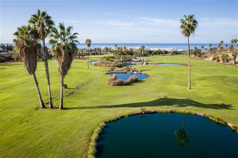 los-lagos-golf-course