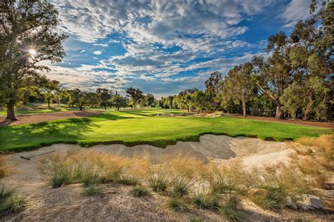 los-robles-greens-golf-course