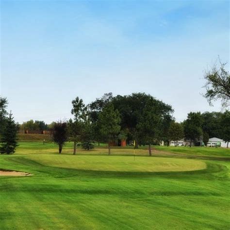 mandan-municipal-golf-course