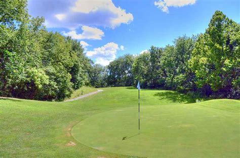 maple-creek-golf-club