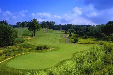 maple-moor-golf-course