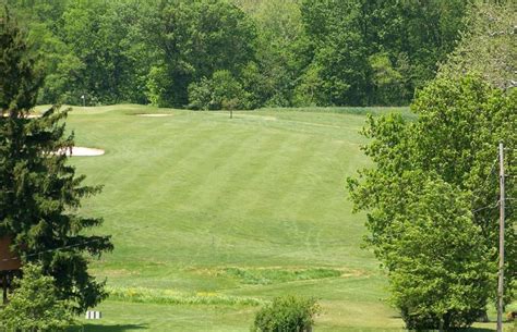 maple-run-golf-course