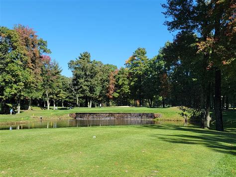 maplegate-country-club