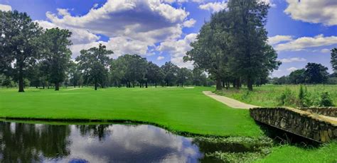 marsh-woods-course-at-country-club-of-jackson