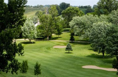 mayville-golf-club