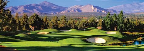 mid-iron-course-at-eagle-crest-resort