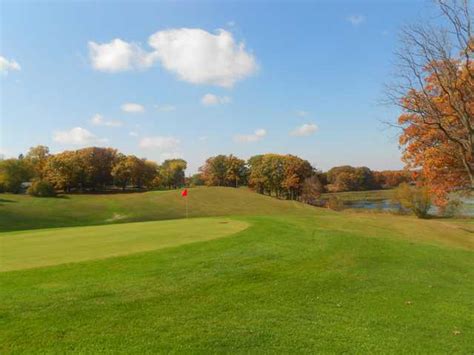 mink-lake-golf-course-park