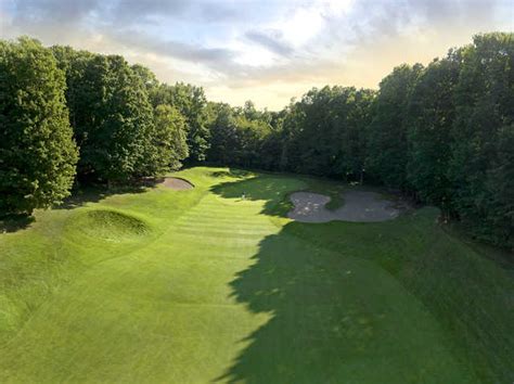 mountain-ridge-course-at-crystal-mountain-resort