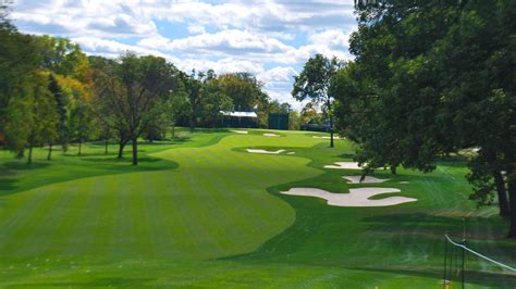 nine-peaks-golf-course