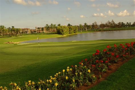 north-course-at-vineyards-of-naples