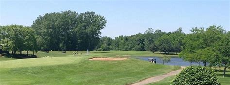 north-south-course-at-willowbrook-golf-course