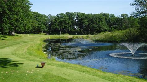 oak-pine-course-at-perham-lakeside-country-club