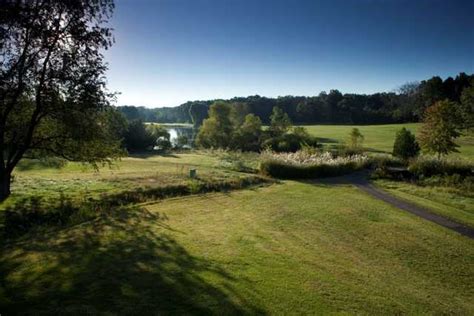 oaks-course-at-christmas-mountain-village