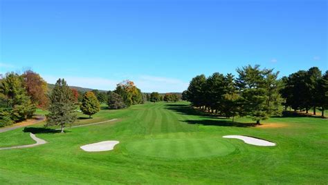 orange-course-at-ford-hill-country-club