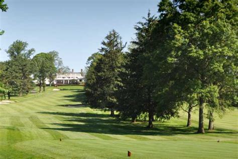 over-look-woods-course-at-old-westbury-golf-country-club