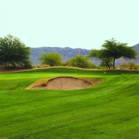 par-3-course-at-aguila-golf-course