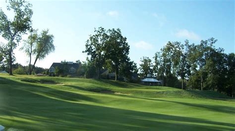 par-3-course-at-cyprian-keyes-golf-club