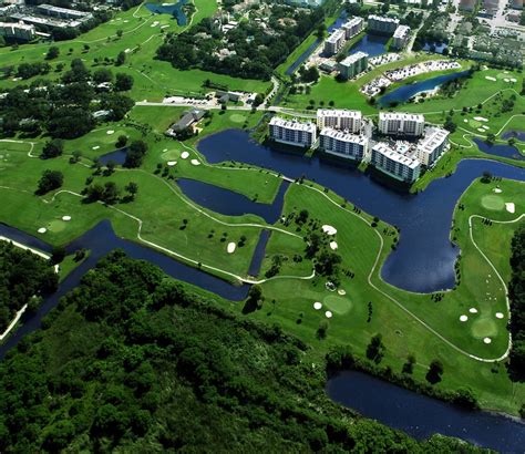 par-3-course-at-east-bay-golf-club