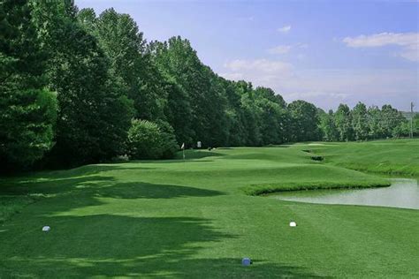 par-3-course-at-riverpines-golf-course