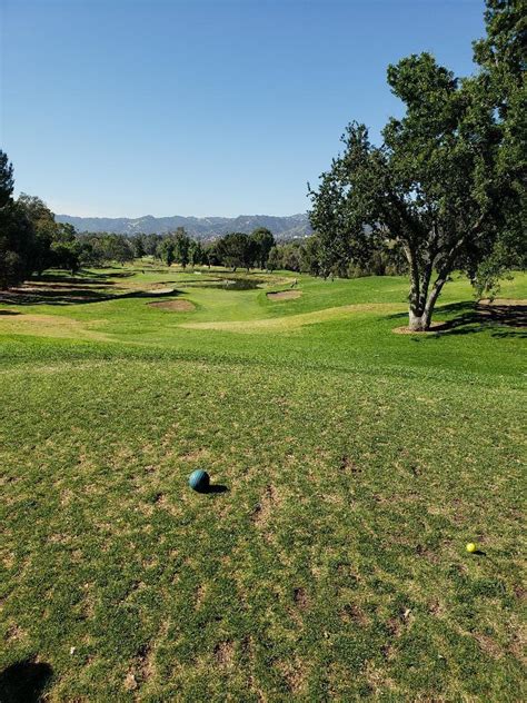 par-3-course-at-vista-valencia-golf-course