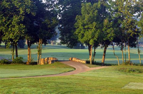 pine-creek-golf-club