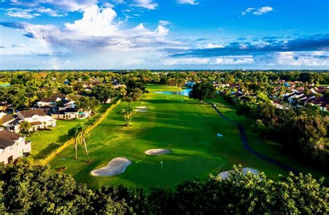 pines-course-at-woodmont-country-club