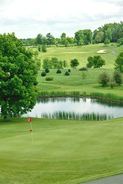 Pinnacle State Park Golf Course