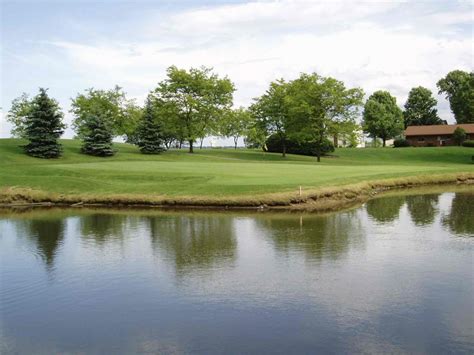 prairie-lake-course-at-pleasant-view-golf-club