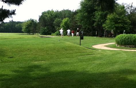 prairie-meadow-course-at-north-branch-golf-course