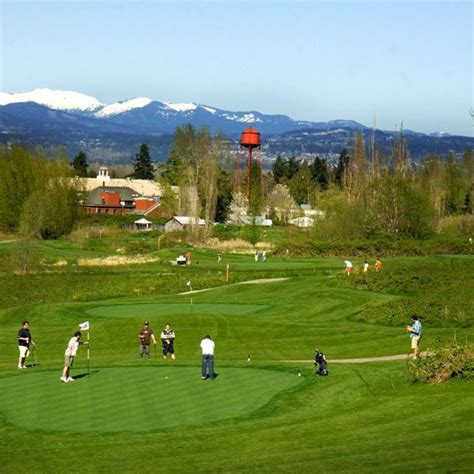 pub-course-at-mcmenamins-edgefield