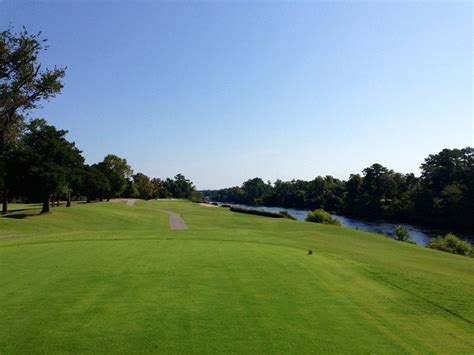 ravine-oaks-course-at-waterway-hills-golf-course