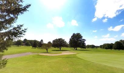 red-carpet-golf