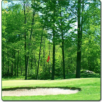 red-fox-white-tail-course-at-cheshire-hills-golf-course