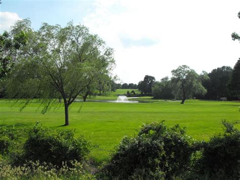 red-white-course-at-bamm-hollow-country-club