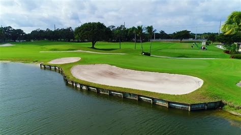 red-white-course-at-boynton-beach-municipal-golf-course